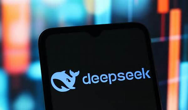 DeepSeek-R1-0528 偷偷上线，媲美OpenAI o3
